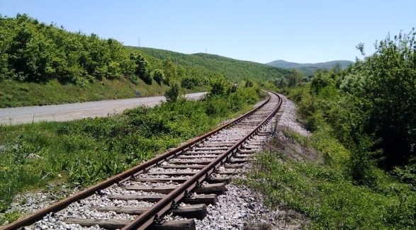 Hekurudha Tirane-Durres, miratohet kredia, perfundon me 2020